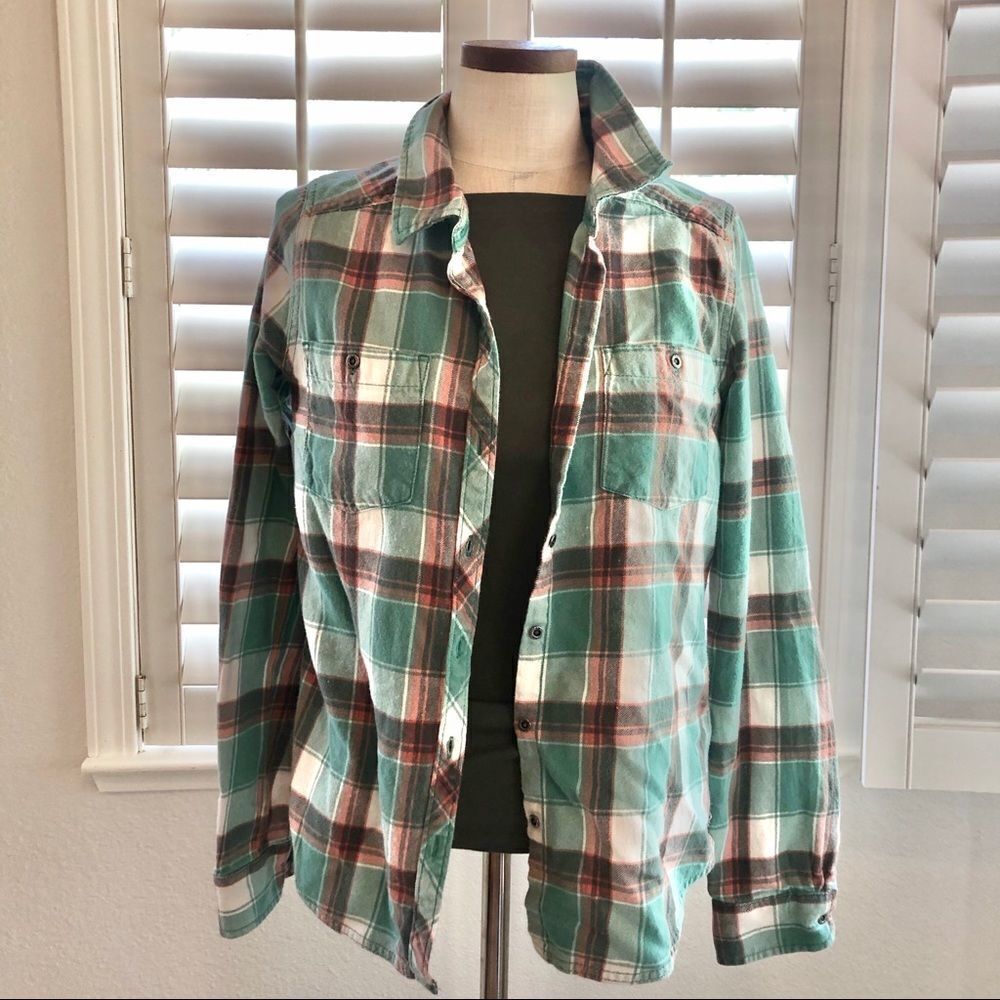 Roxy plaid shirt  / beach time!